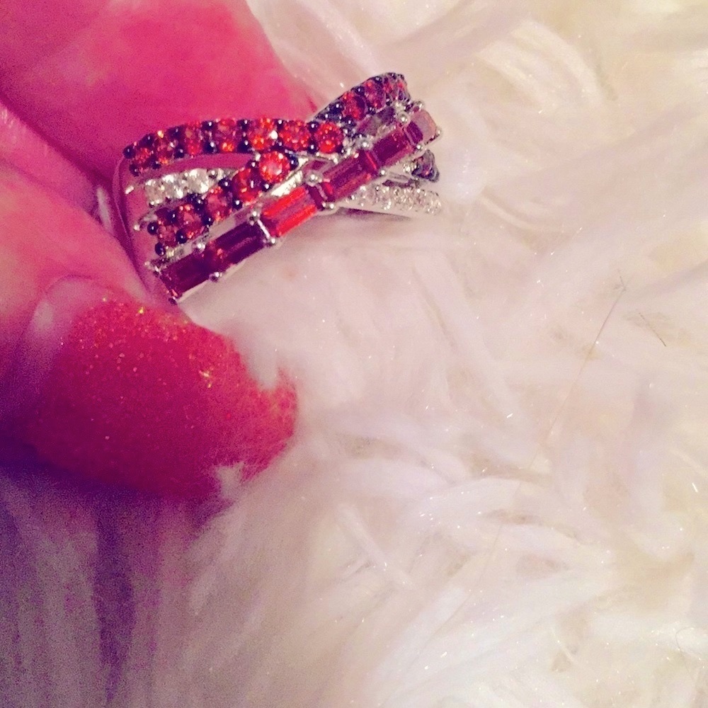 GLISTENING BAND & NATURAL ZIRCON GEMS. - 1 SIZE 8 and 1 SIZE 9